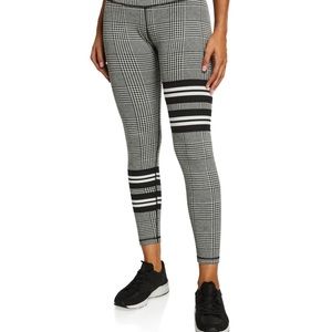 Lukka Lux Women’s Splice II Plaid 7/8 Leggings Black & White SZ M Pre-Owned